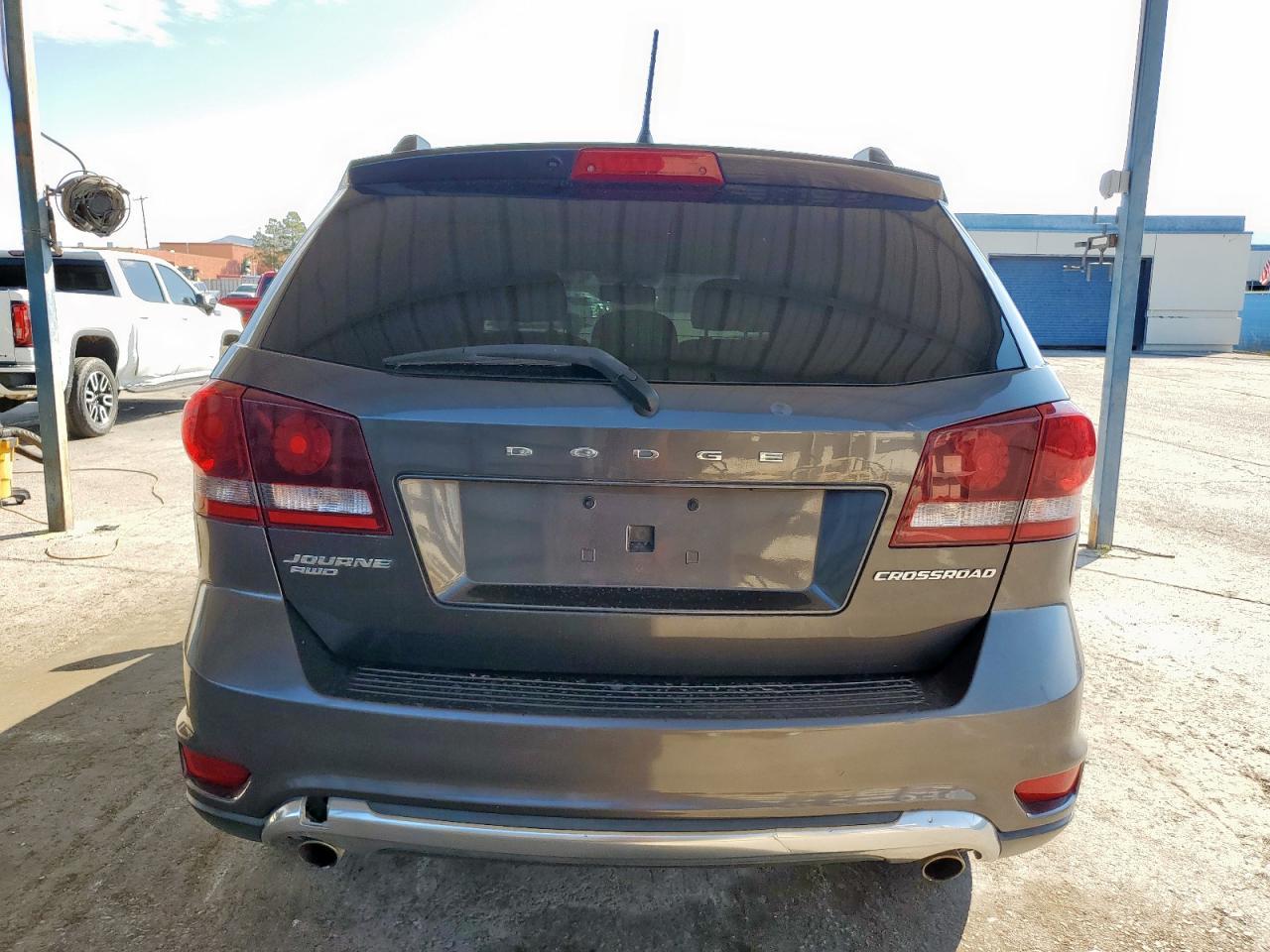 2017 Dodge Journey Crossroad - Image 6