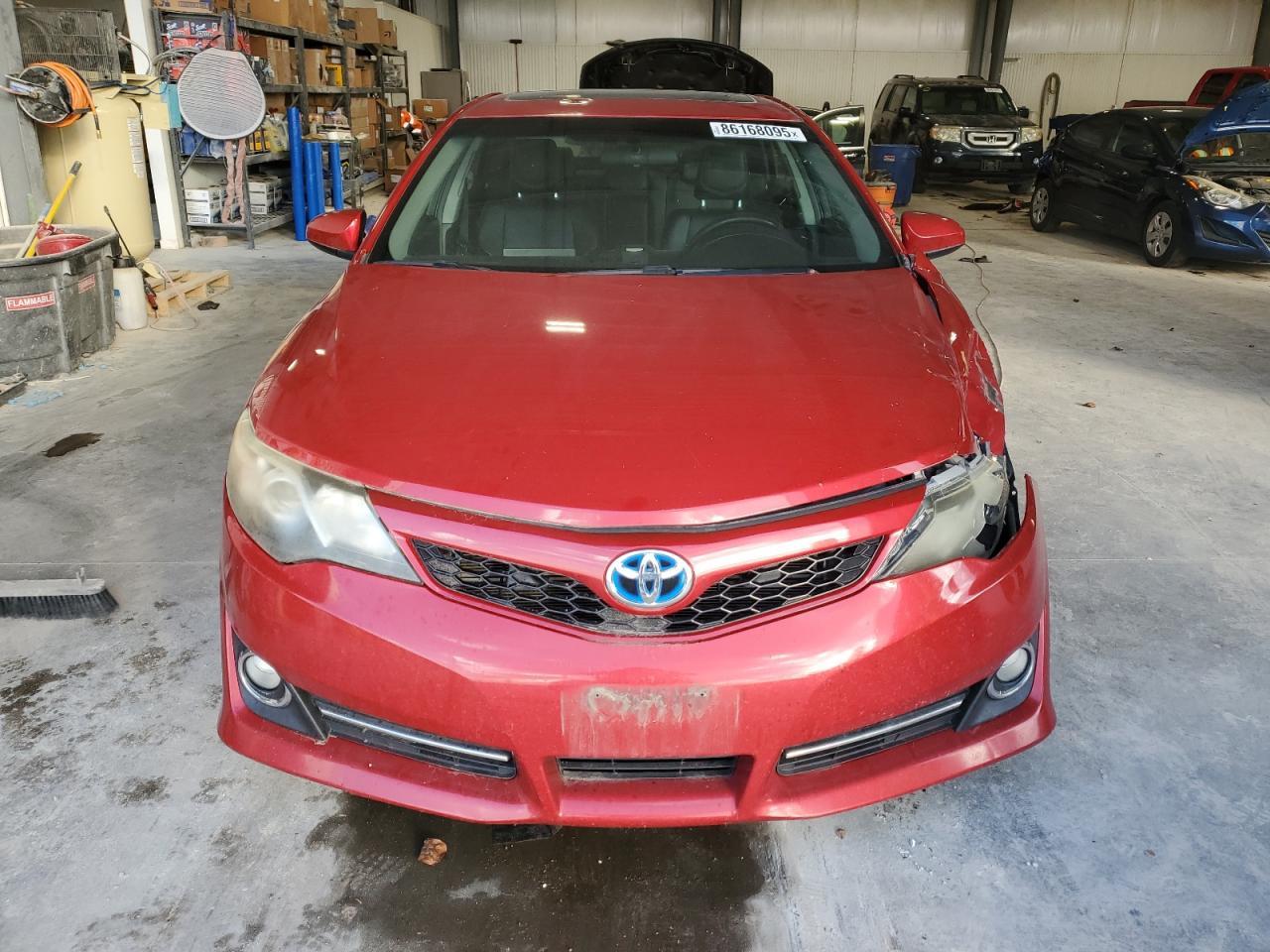 2014 Toyota Camry - Фото 5