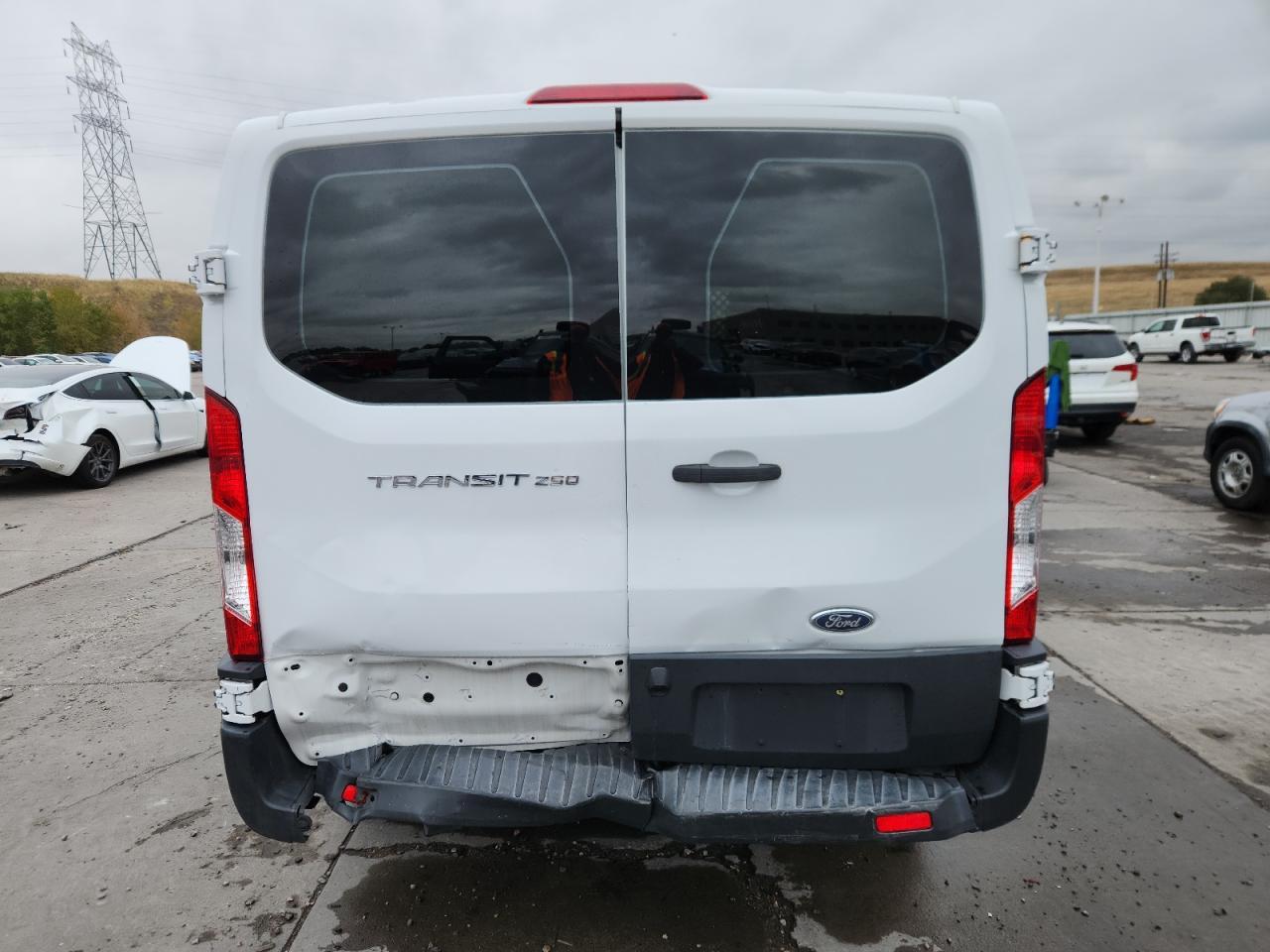 2016 Ford Transit Cargo Van T- - Фото 6