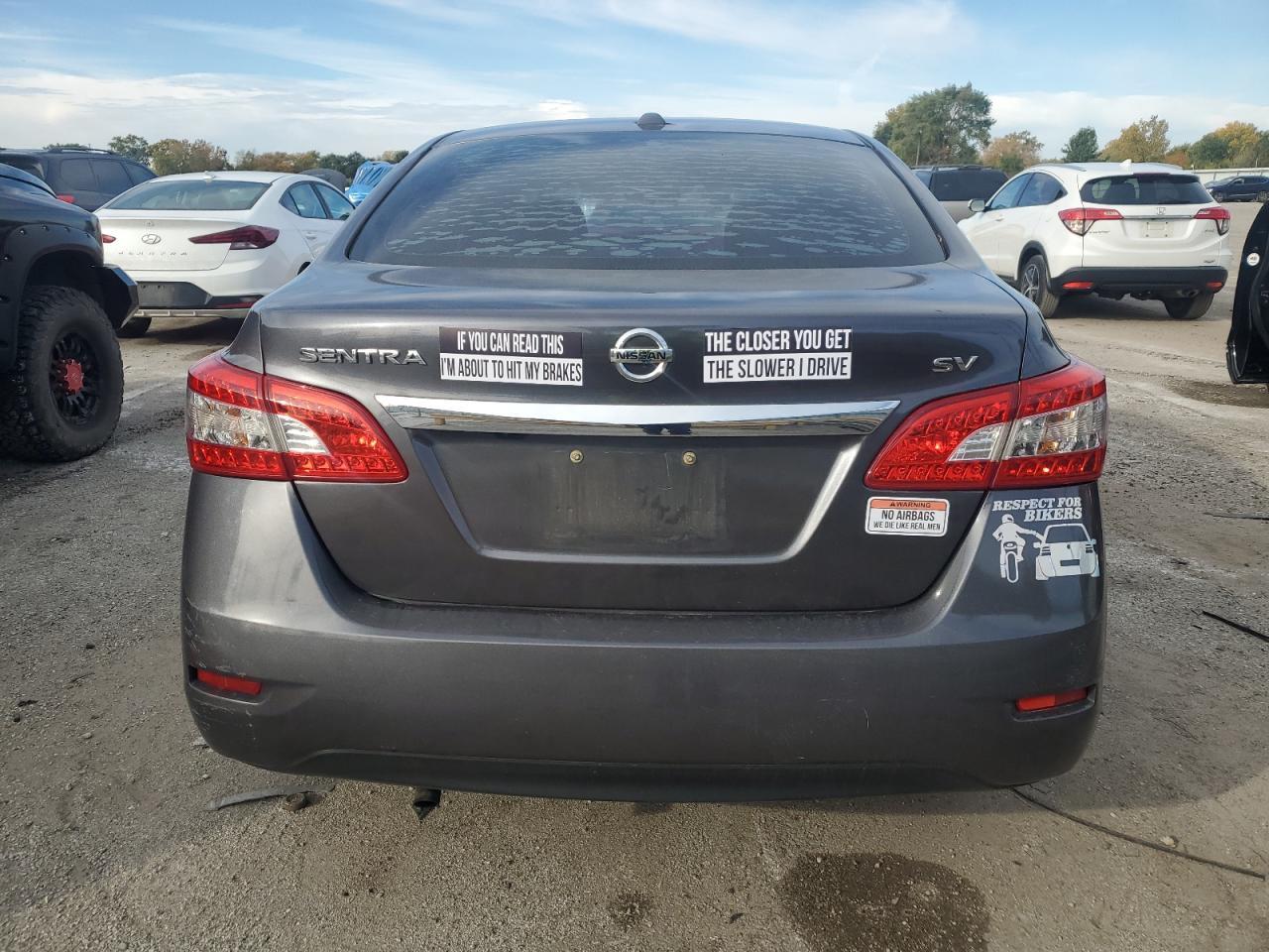2015 Nissan Sentra S - Фото 6