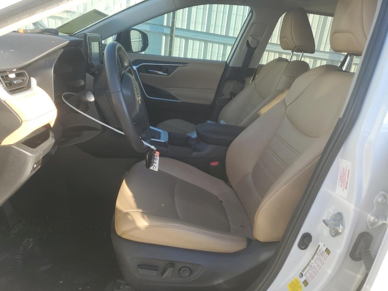 2021 Toyota Rav4 Xle Premium - Image 7