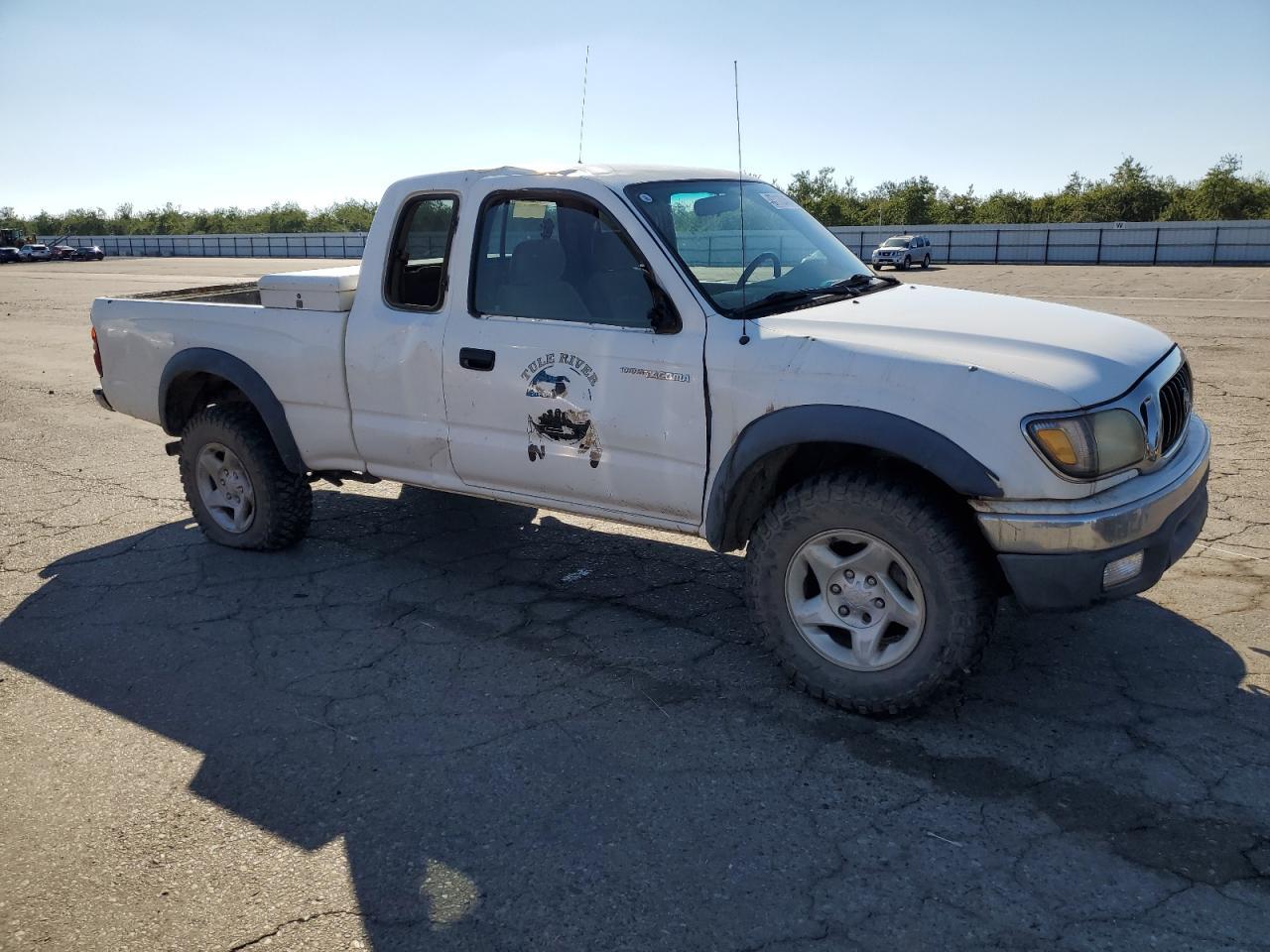 2001 Toyota Tacoma Xtracab - Image 4
