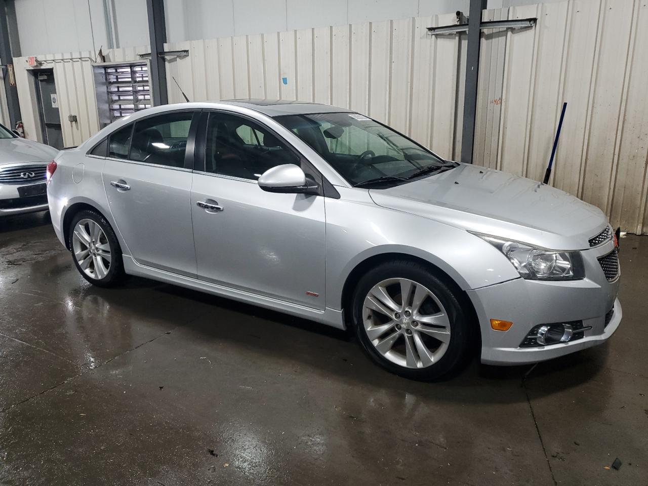 2014 Chevrolet Cruze Ltz - Image 4