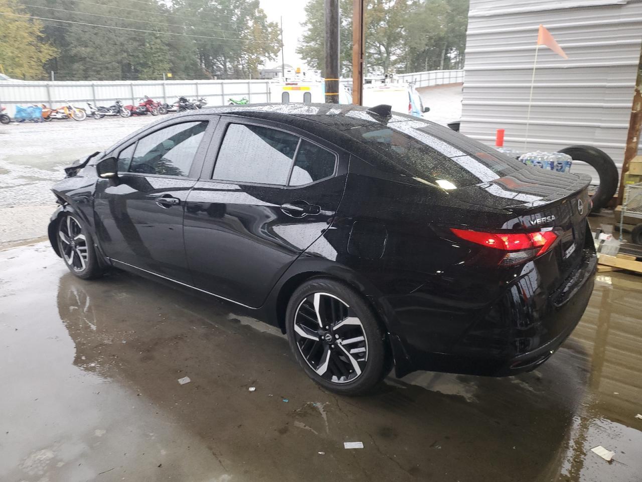 2025 Nissan Versa Sr - Image 2
