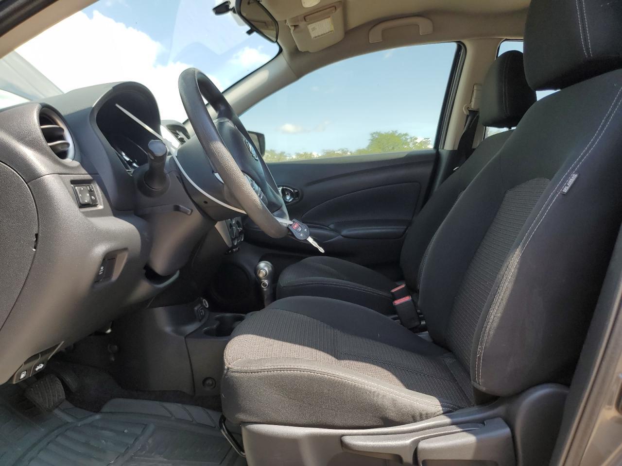 2018 Nissan Versa S - Фото 7