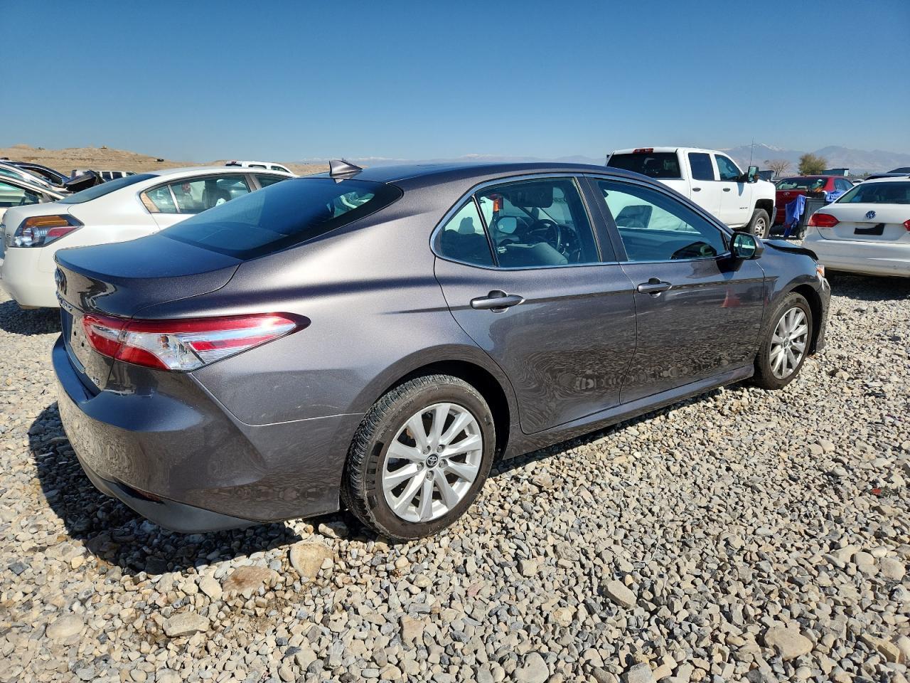 2020 Toyota Camry Le - Image 3