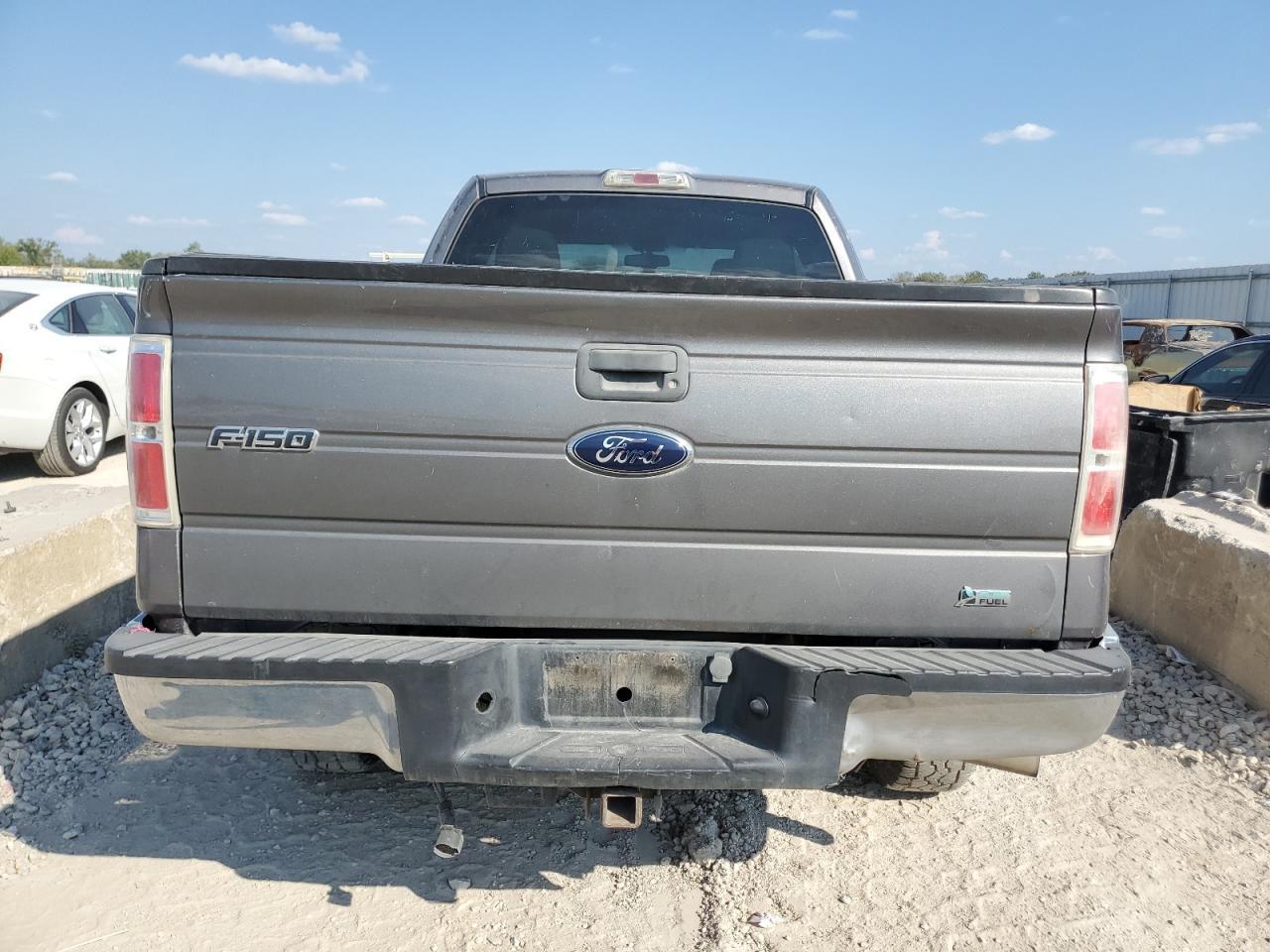 2010 Ford F150 Super Cab - Фото 6