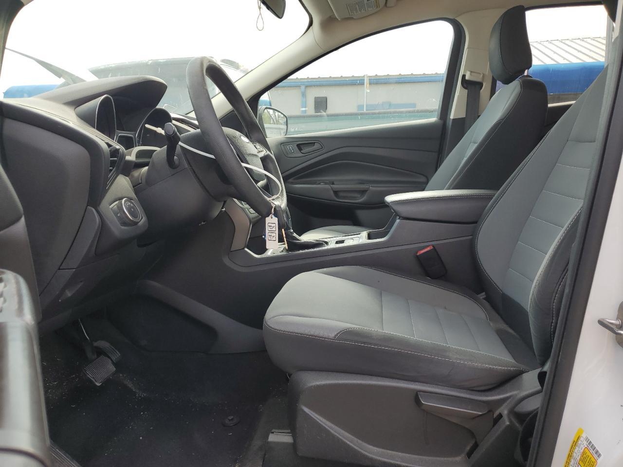 2019 Ford Escape S - Image 7