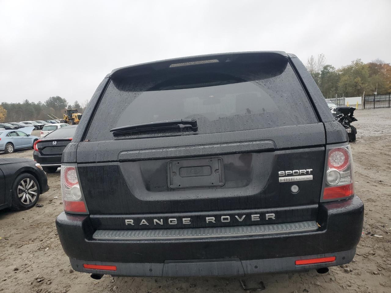 2011 Land Rover Range Rover Sport Lux - Image 6