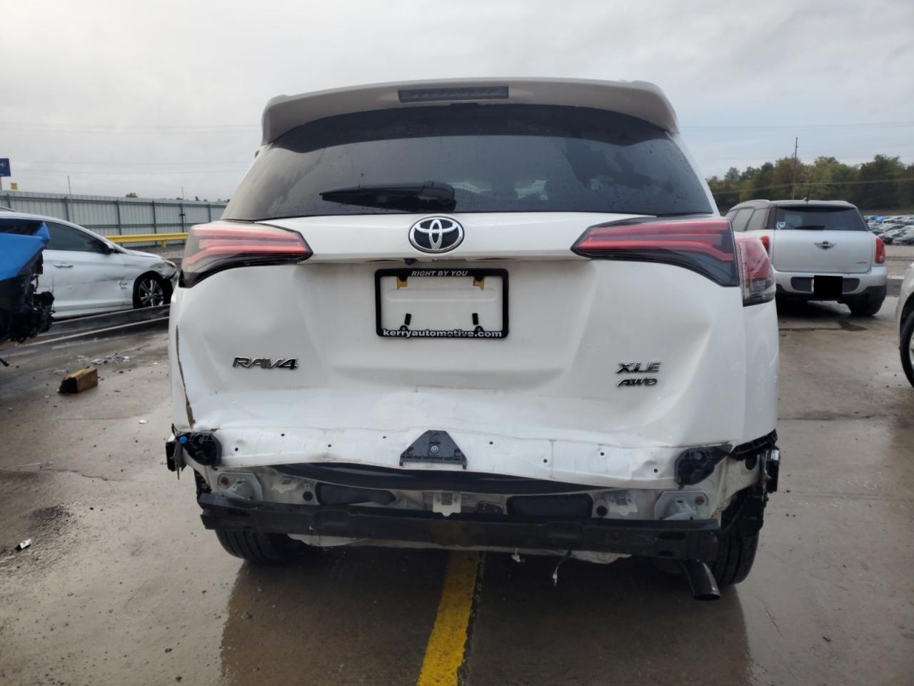 2018 Toyota Rav4 Xle - Image 6