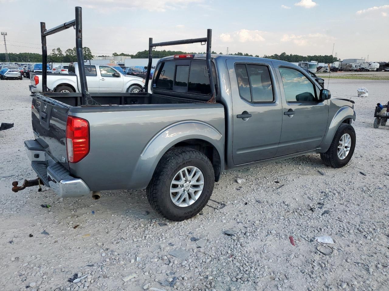 2019 Nissan Frontier S - Фото 3