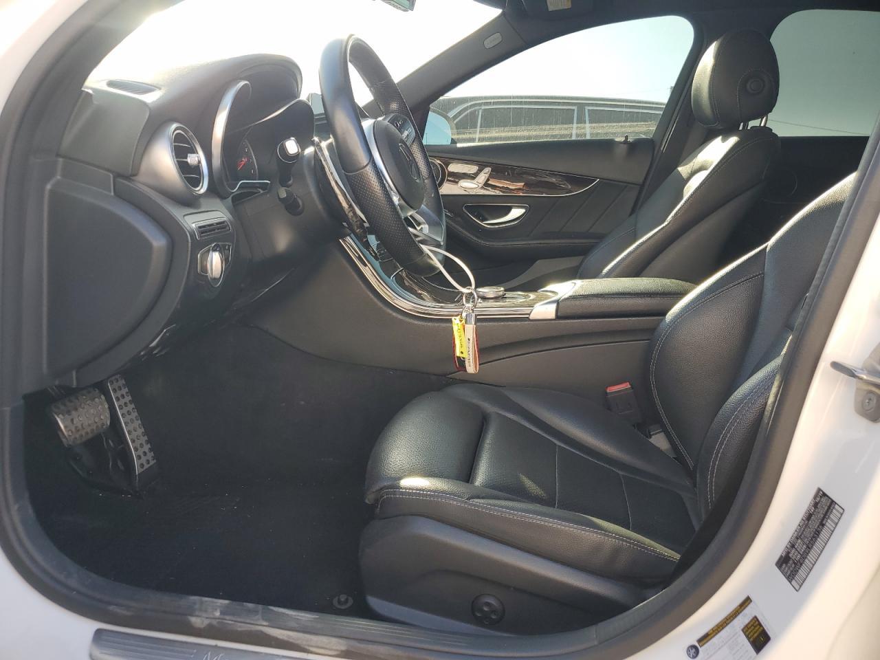 2020 Mercedes-Benz C 300 - Фото 7