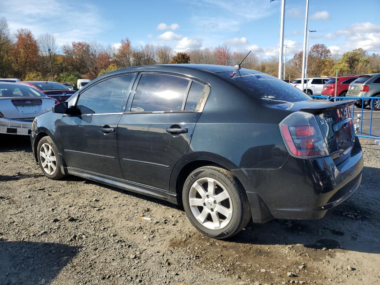 2009 Nissan Sentra 2.0 - Фото 2