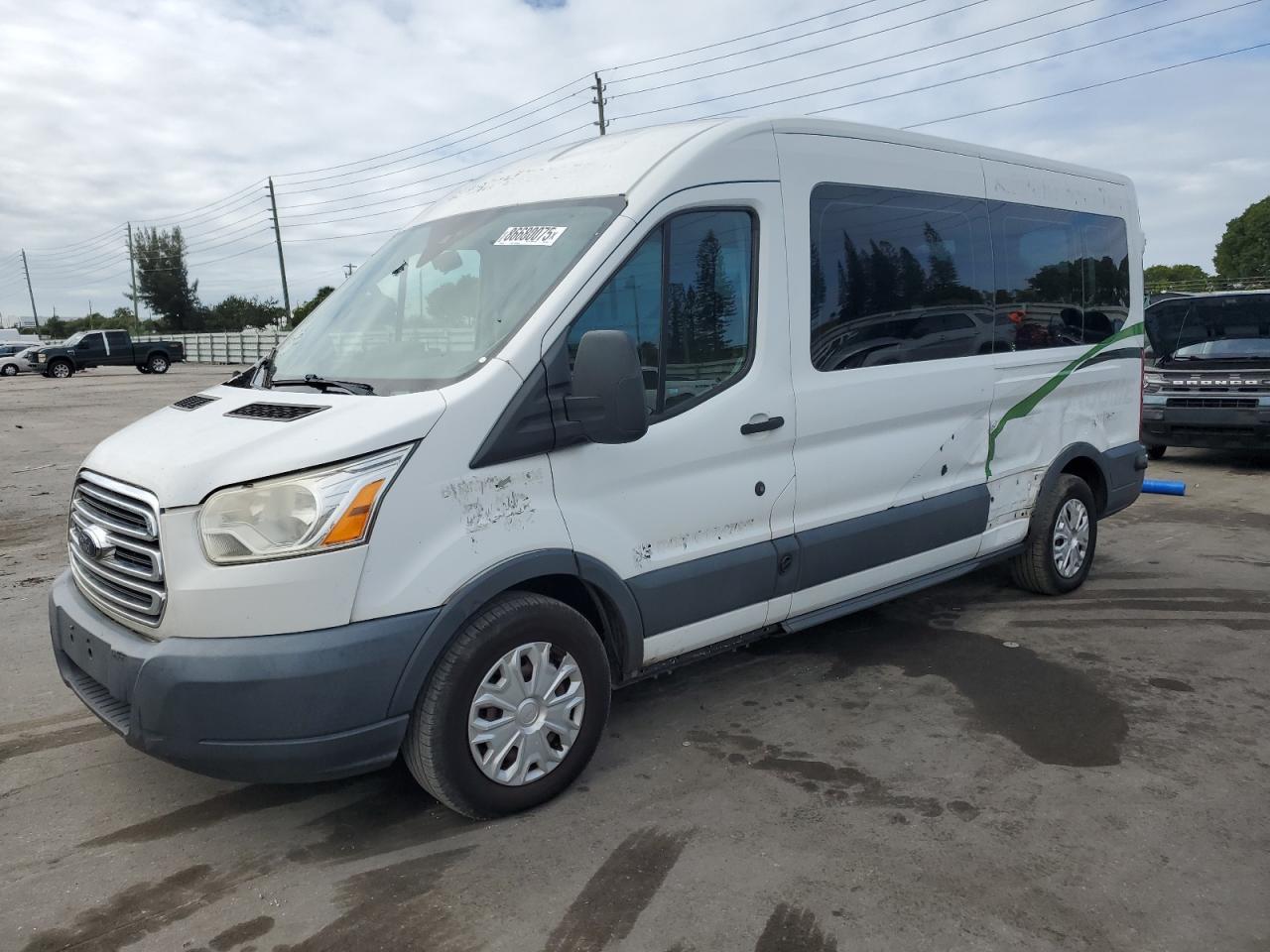 2017 Ford Transit T-350