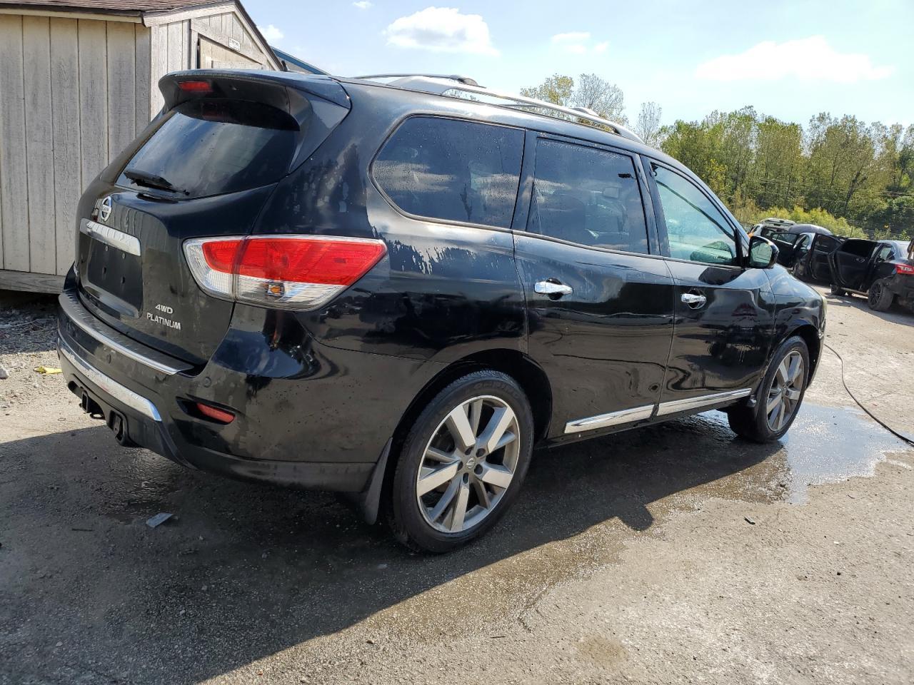 2014 Nissan Pathfinder S - Фото 3