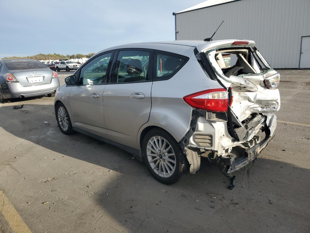 2015 Ford C-Max Se - Фото 2