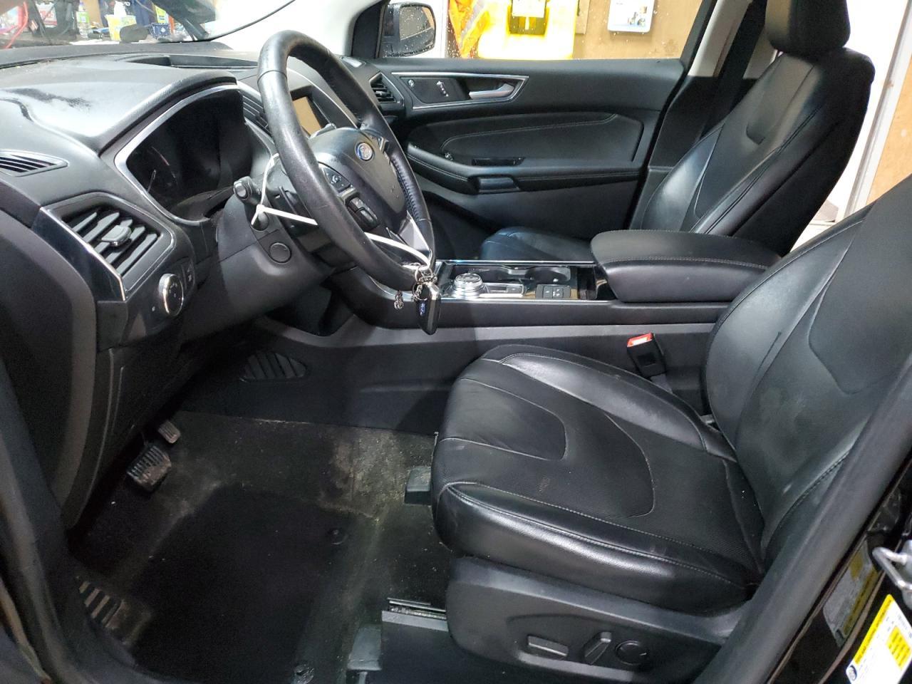 2020 Ford Edge Titanium - Image 7