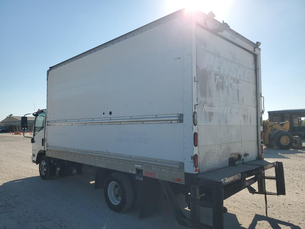 2012 Isuzu Npr Hd - Box Truck - Фото 2