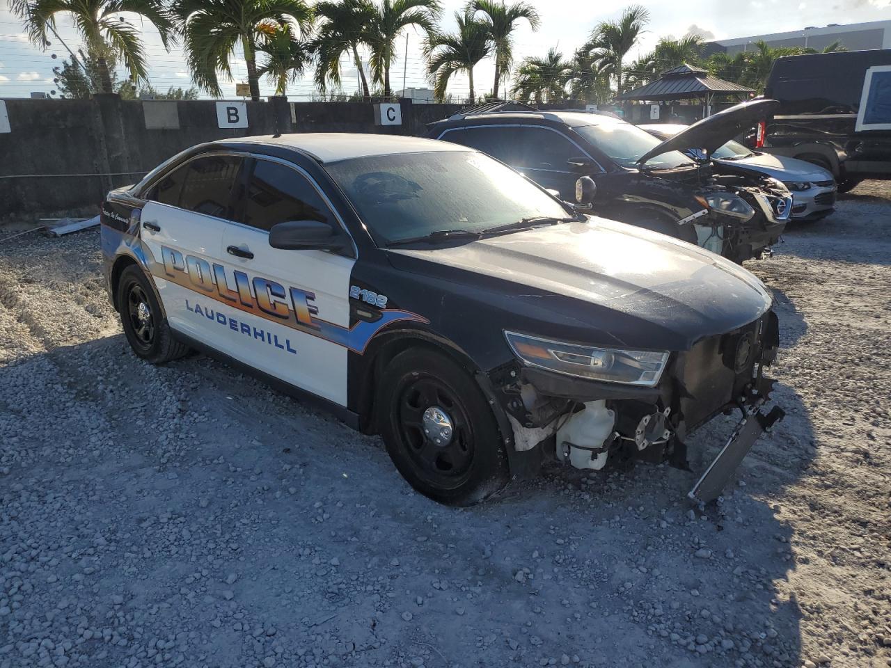 2015 Ford Taurus Police Interceptor - Image 4