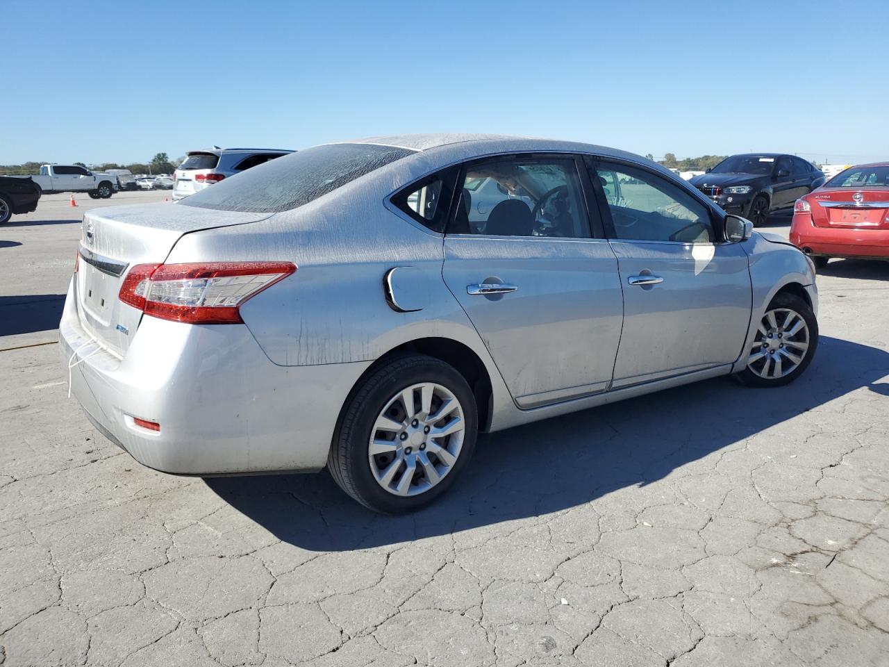 2014 Nissan Sentra S - Фото 3