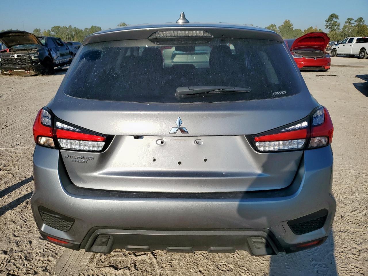 2024 Mitsubishi Outlander Sport S/Se - Фото 6