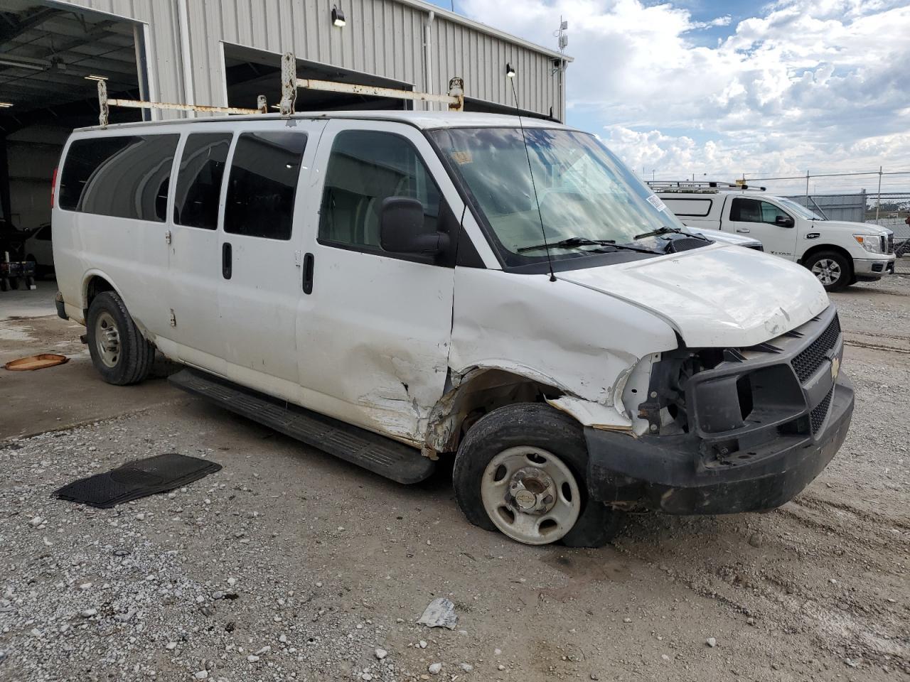 2012 Chevrolet Express G3500 Ls - Image 4