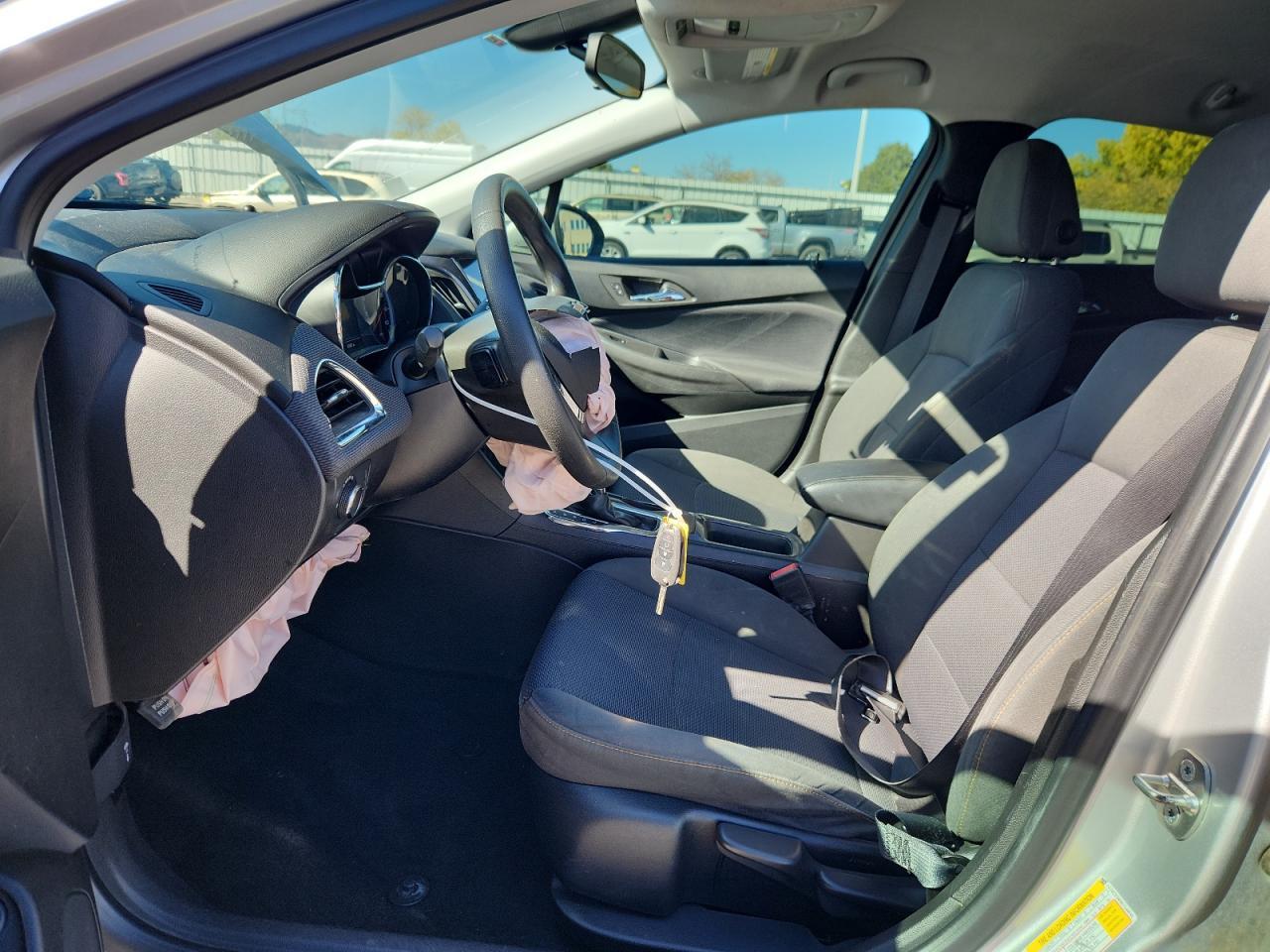 2019 Chevrolet Cruze Ls - Image 7