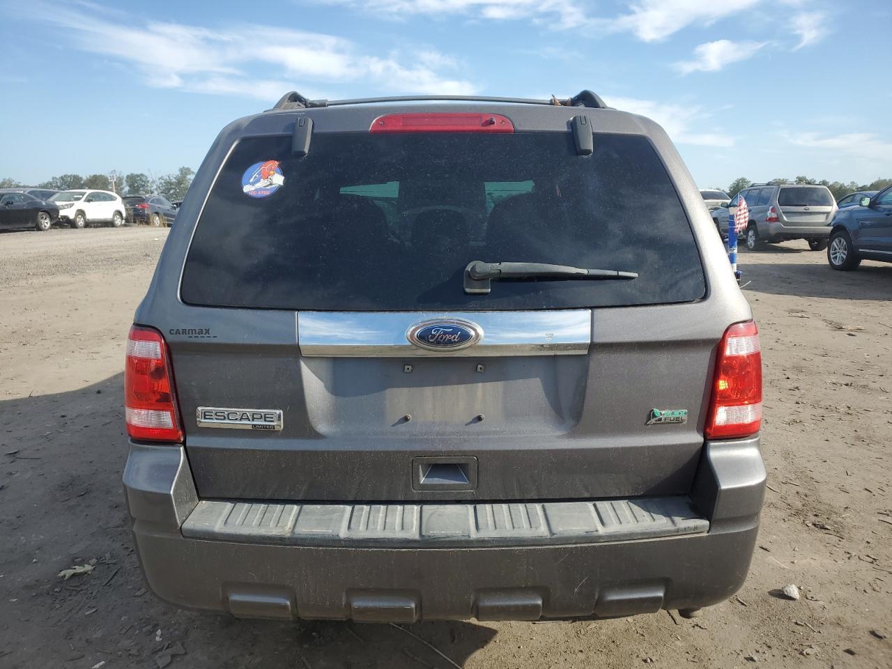 2010 Ford Escape Limited - Image 6