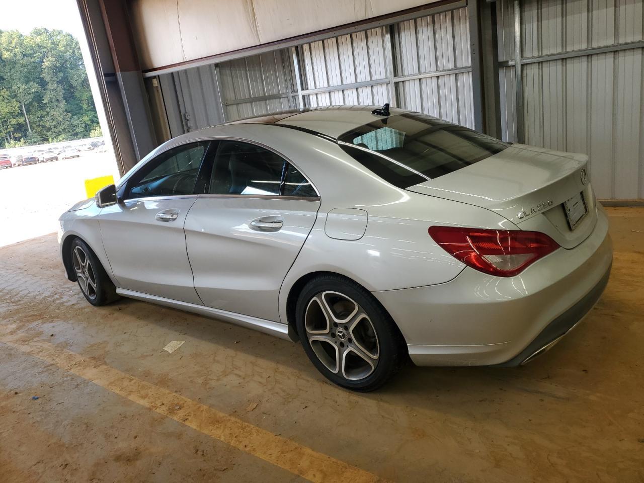 2018 Mercedes-Benz Cla 250 4Matic - Фото 2