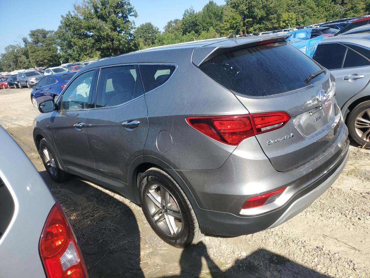 2018 Hyundai Santa Fe Sport - Image 2
