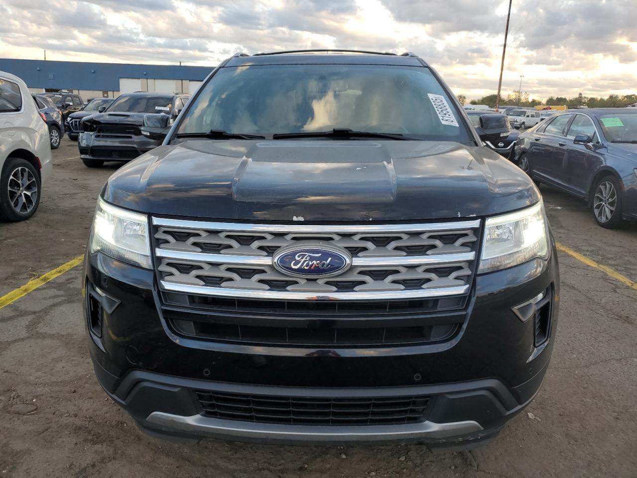 2018 Ford Explorer Xlt - Фото 5