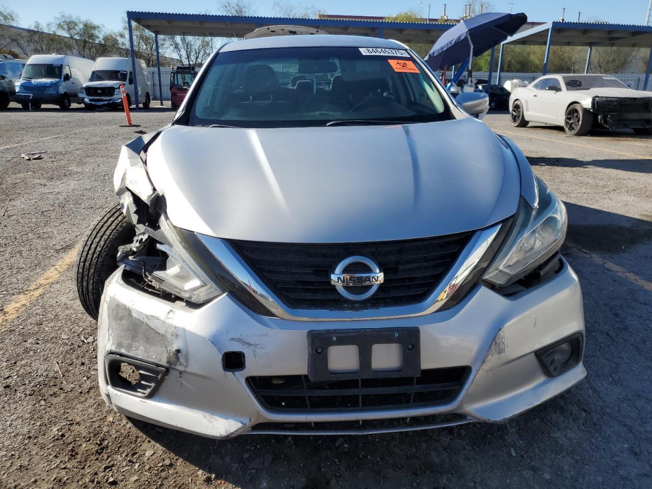 2018 Nissan Altima 2.5 Sv - Image 5
