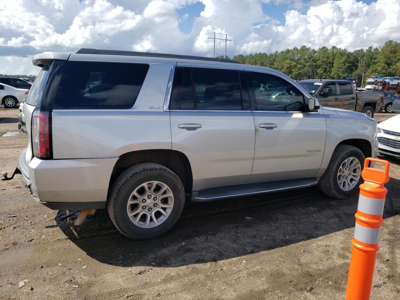 2016 GMC Yukon Sle - Фото 3