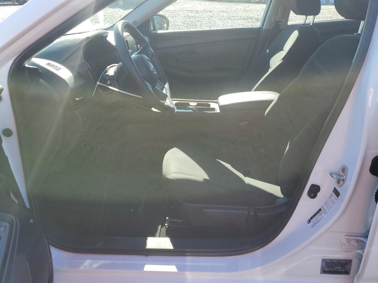 2025 Nissan Sentra S - Image 7