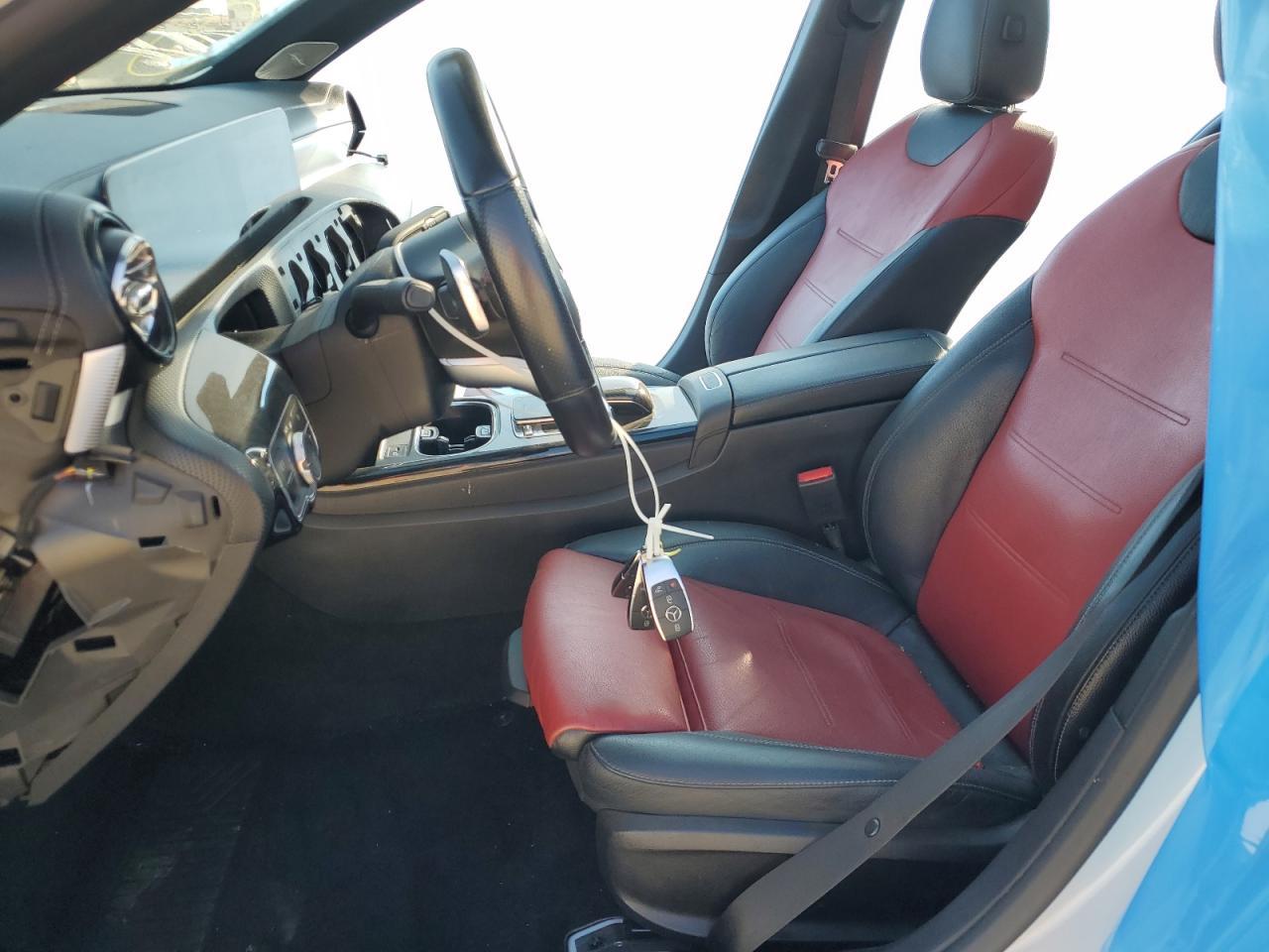 2020 Mercedes-Benz A 220 - Фото 7