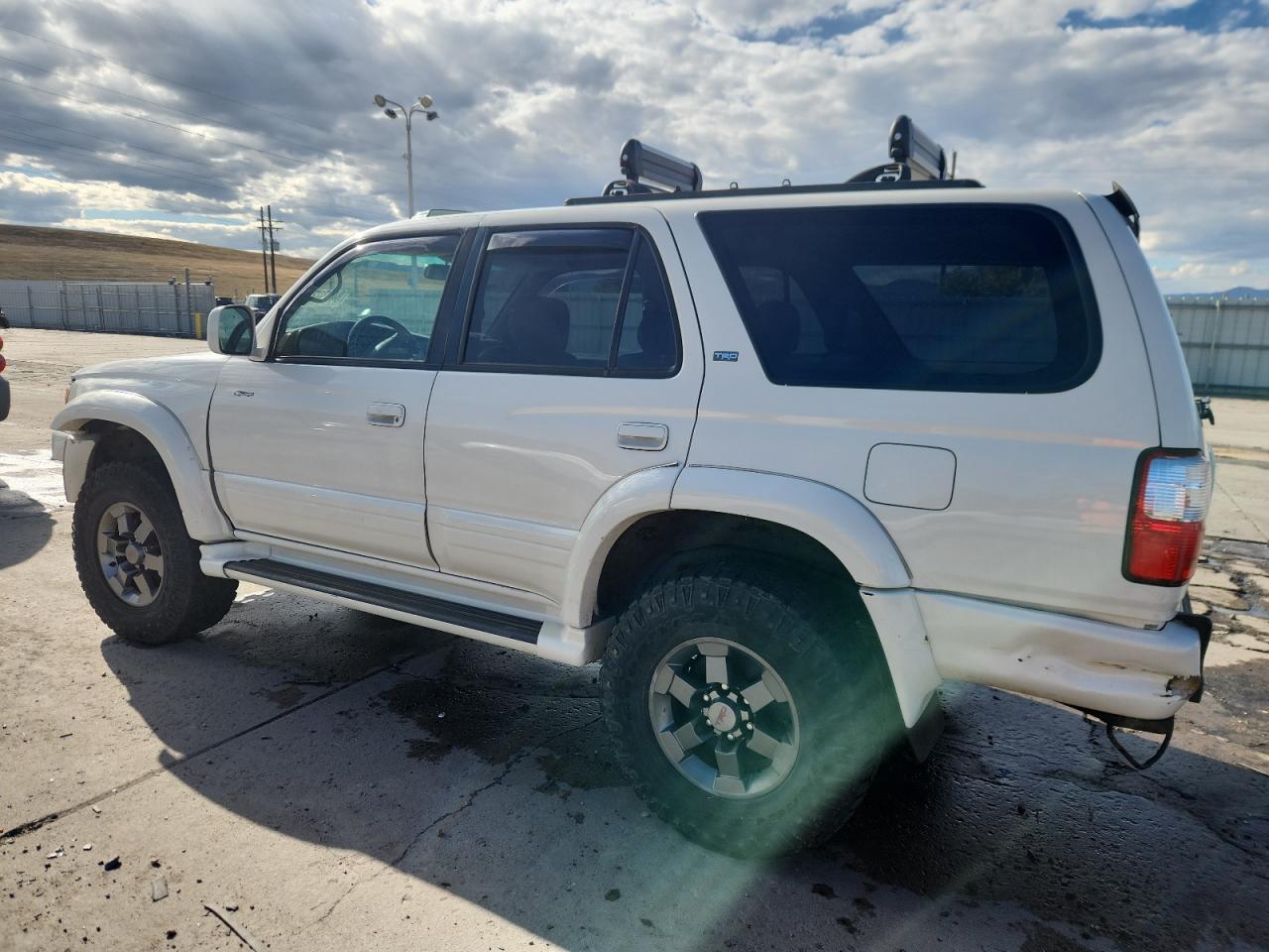 2002 Toyota 4Runner Limited - Image 2