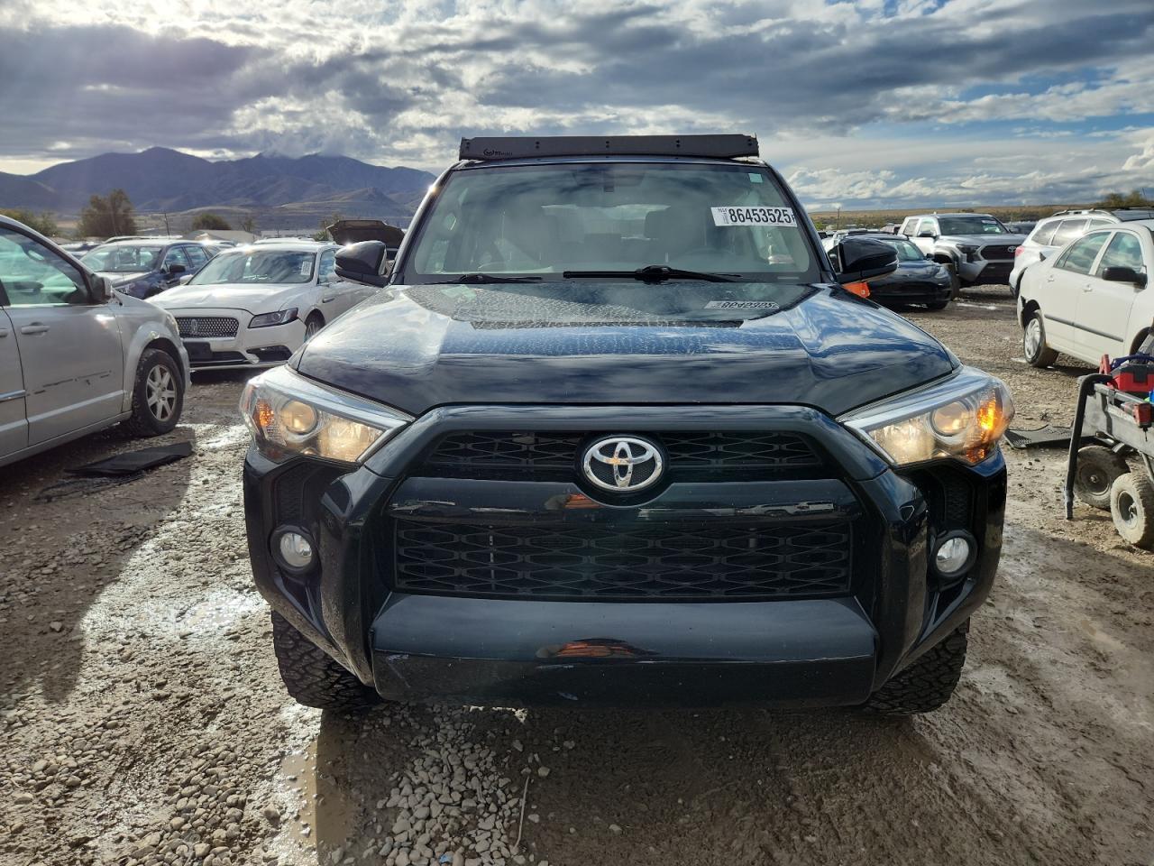 2018 Toyota 4Runner Sr5/Sr5 Premium - Image 5