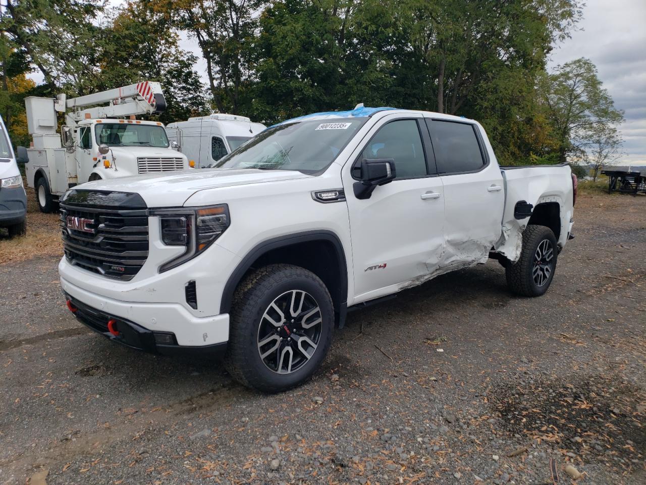 2025 GMC Sierra K1500 At4