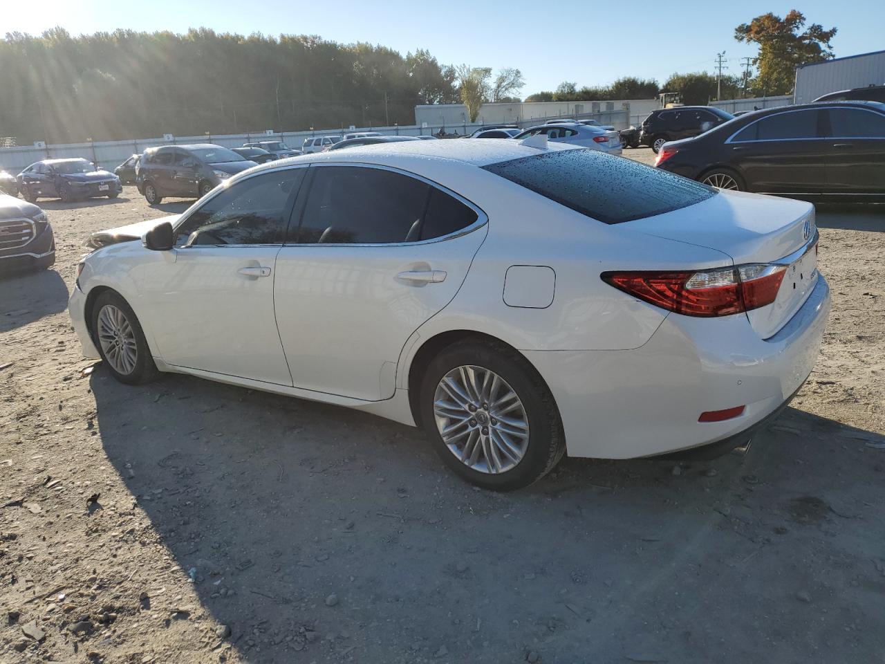 2015 Lexus Es 350 - Фото 2