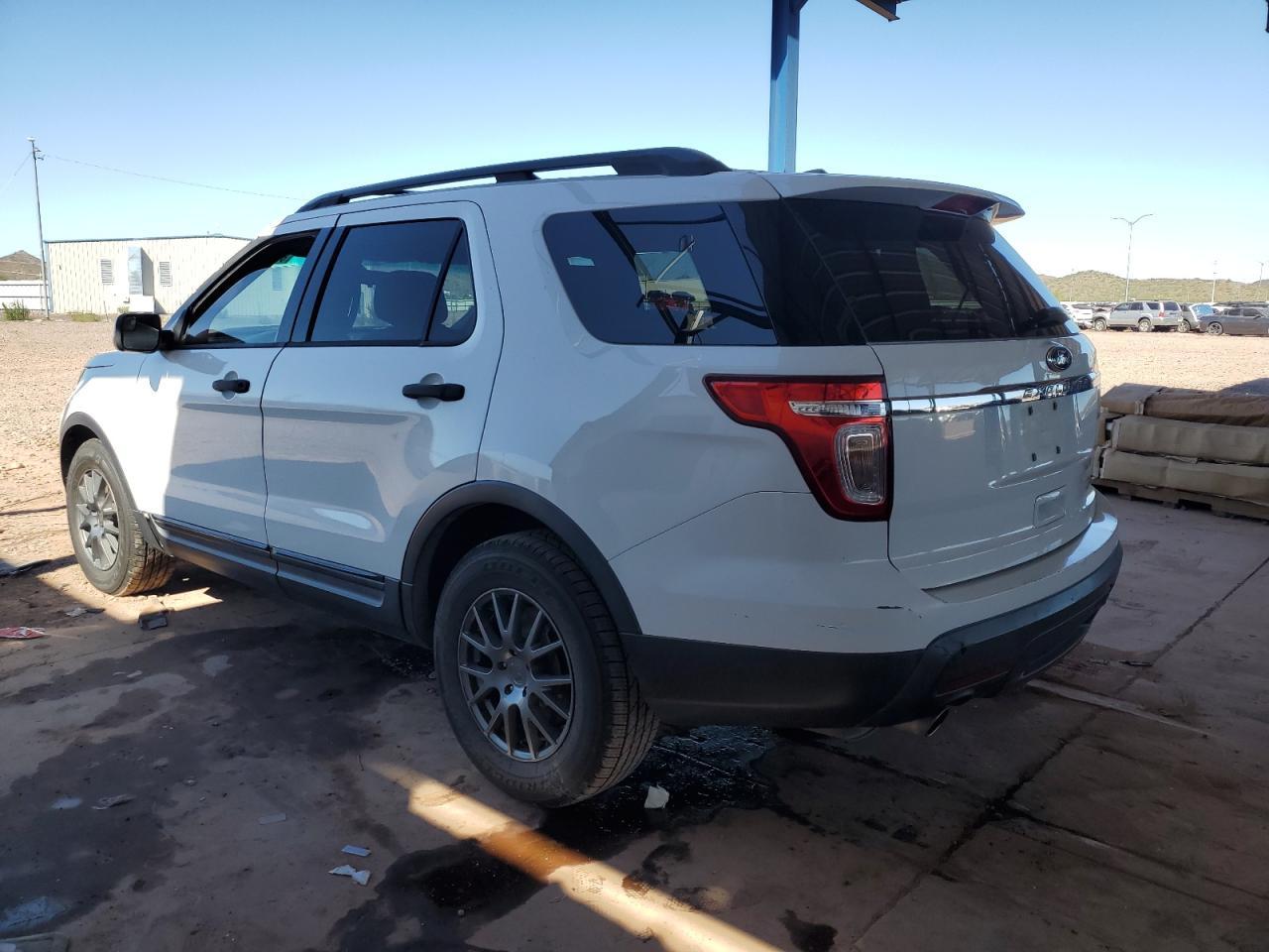 2013 Ford Explorer - Фото 2