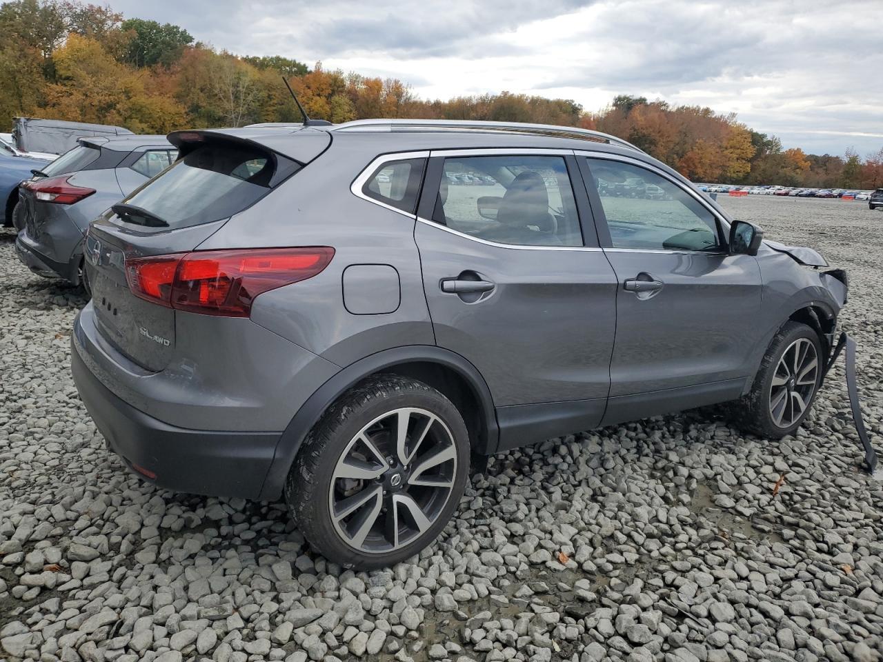 2019 Nissan Rogue Sport S - Фото 3
