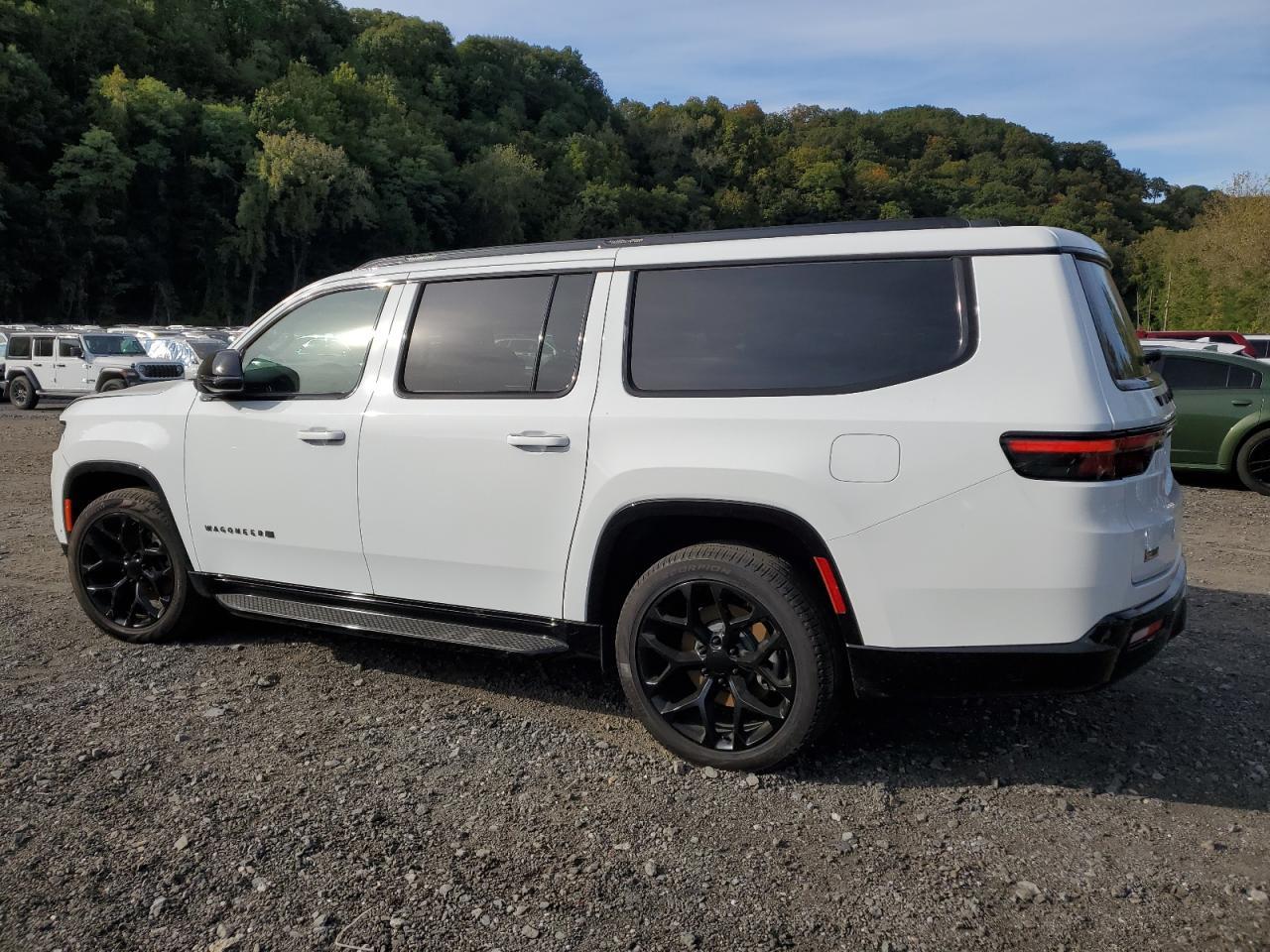 2024 Jeep Wagoneer L Series Ii - Image 2