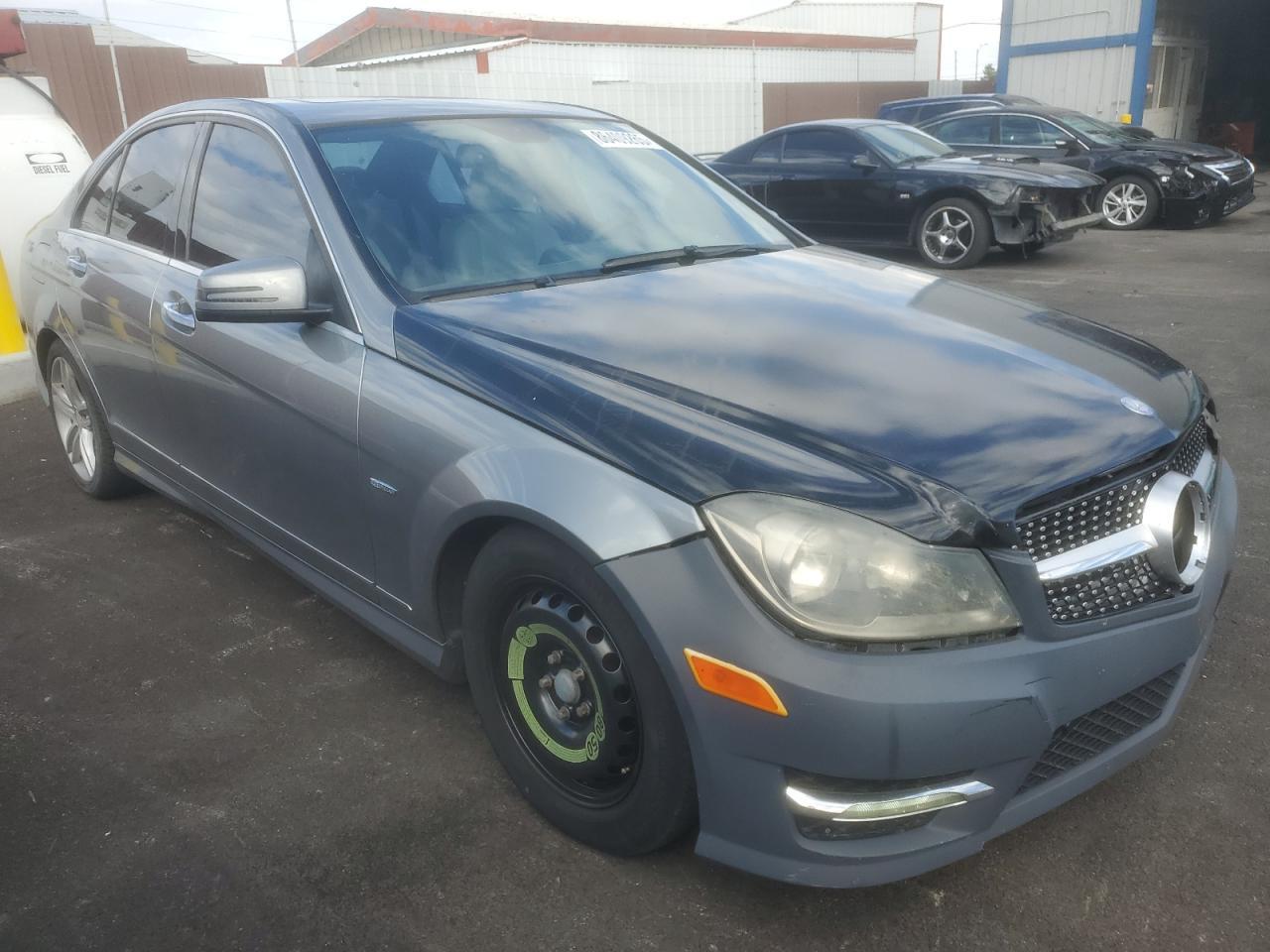 2012 Mercedes-Benz C 250 - Фото 4