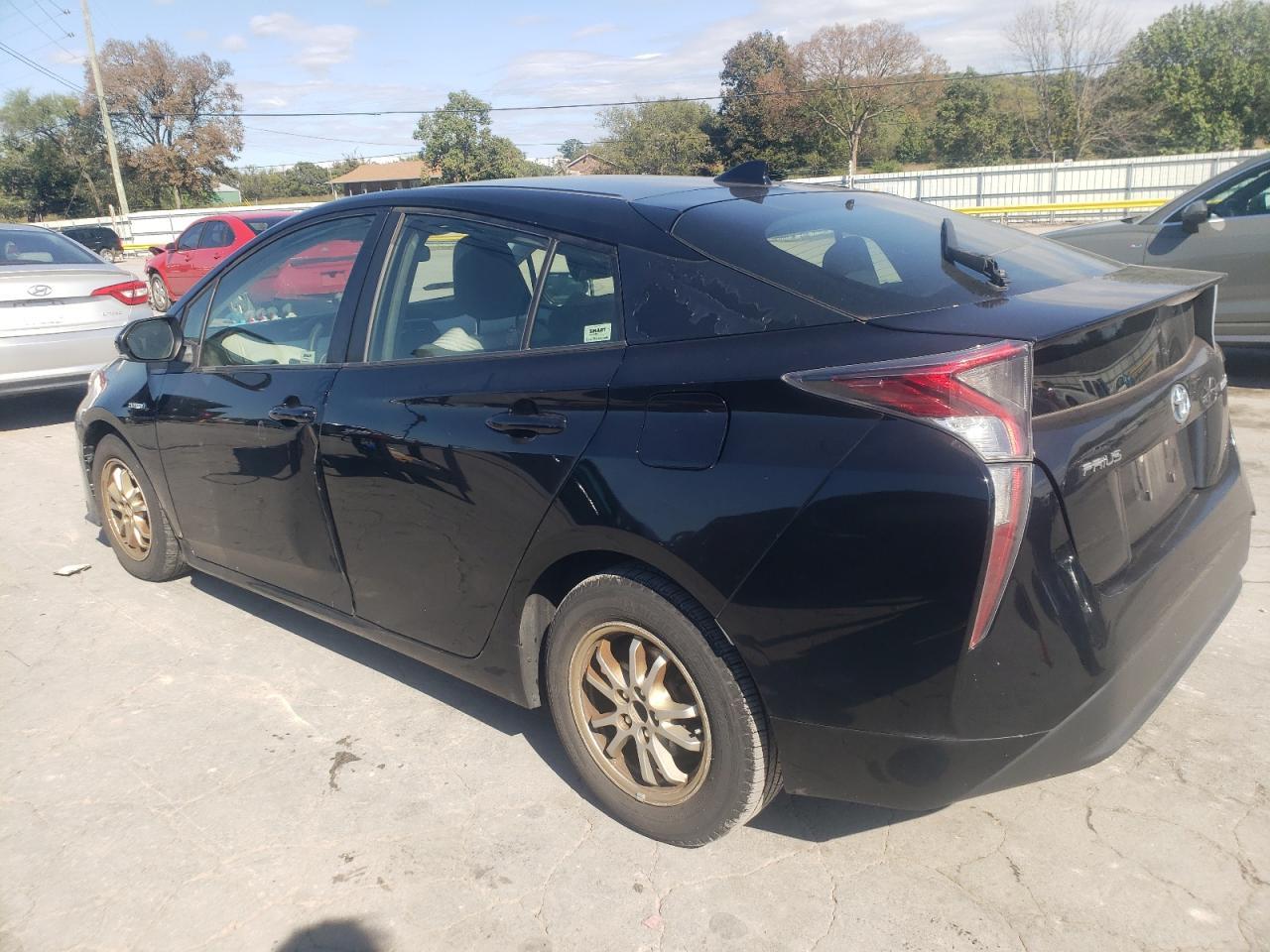 2016 Toyota Prius - Фото 2