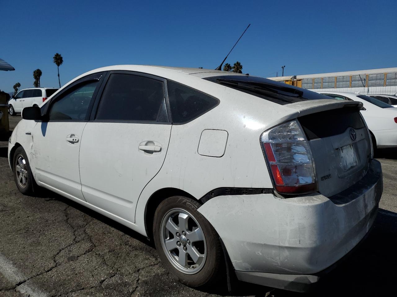 2009 Toyota Prius - Image 2