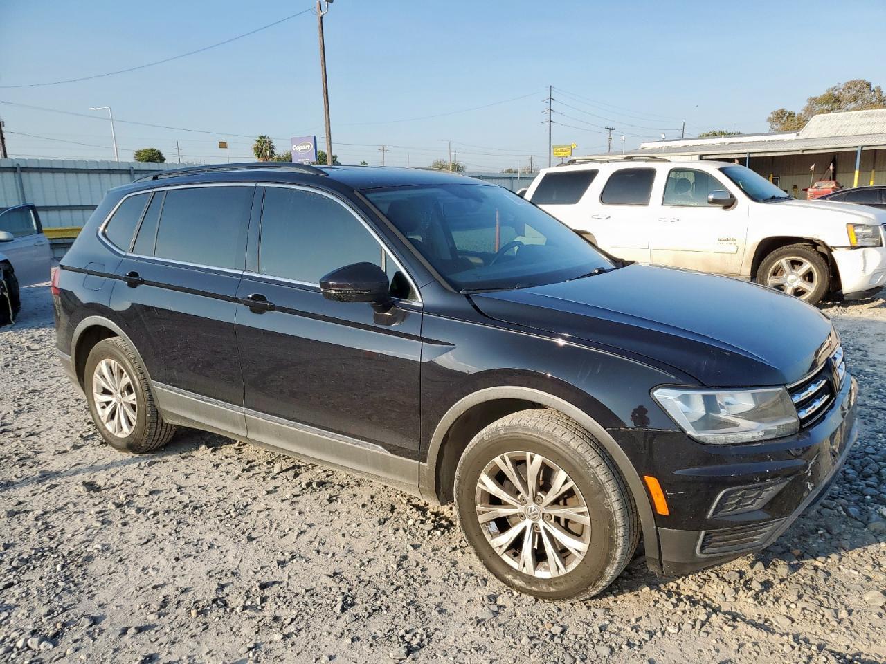 2018 Volkswagen Tiguan Se - Image 4