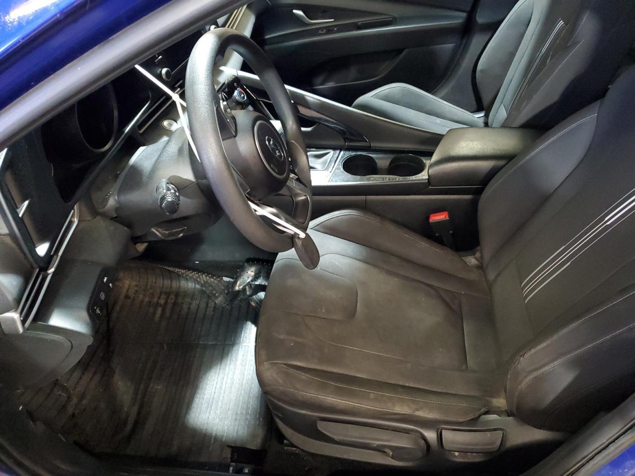 2023 Hyundai Elantra Blue - Image 7