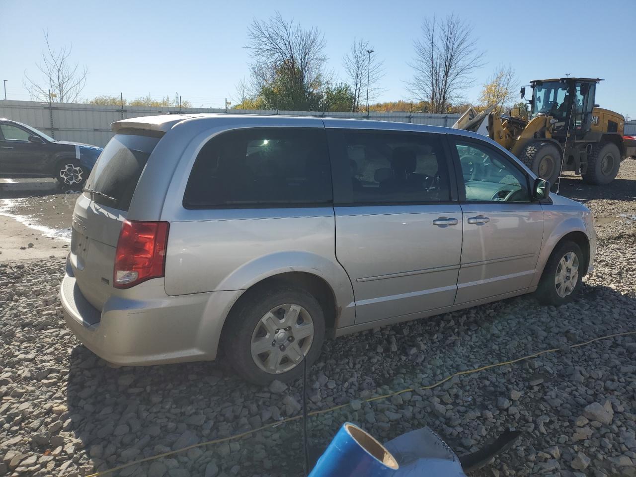 2011 Dodge Grand Caravan Express - Фото 3