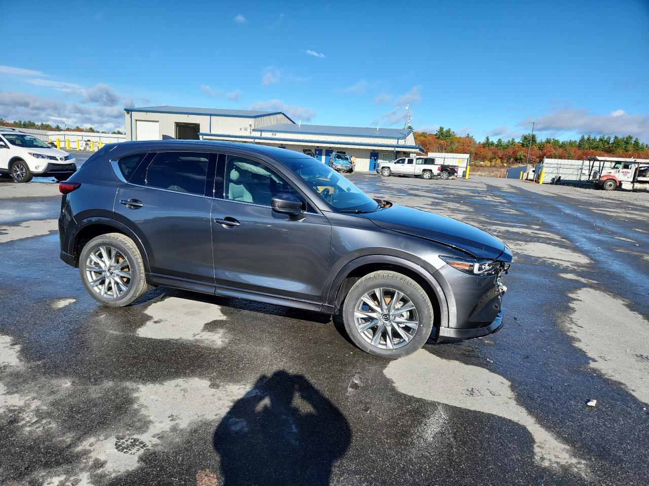 2025 Mazda Cx-5 Premium Plus - Image 4