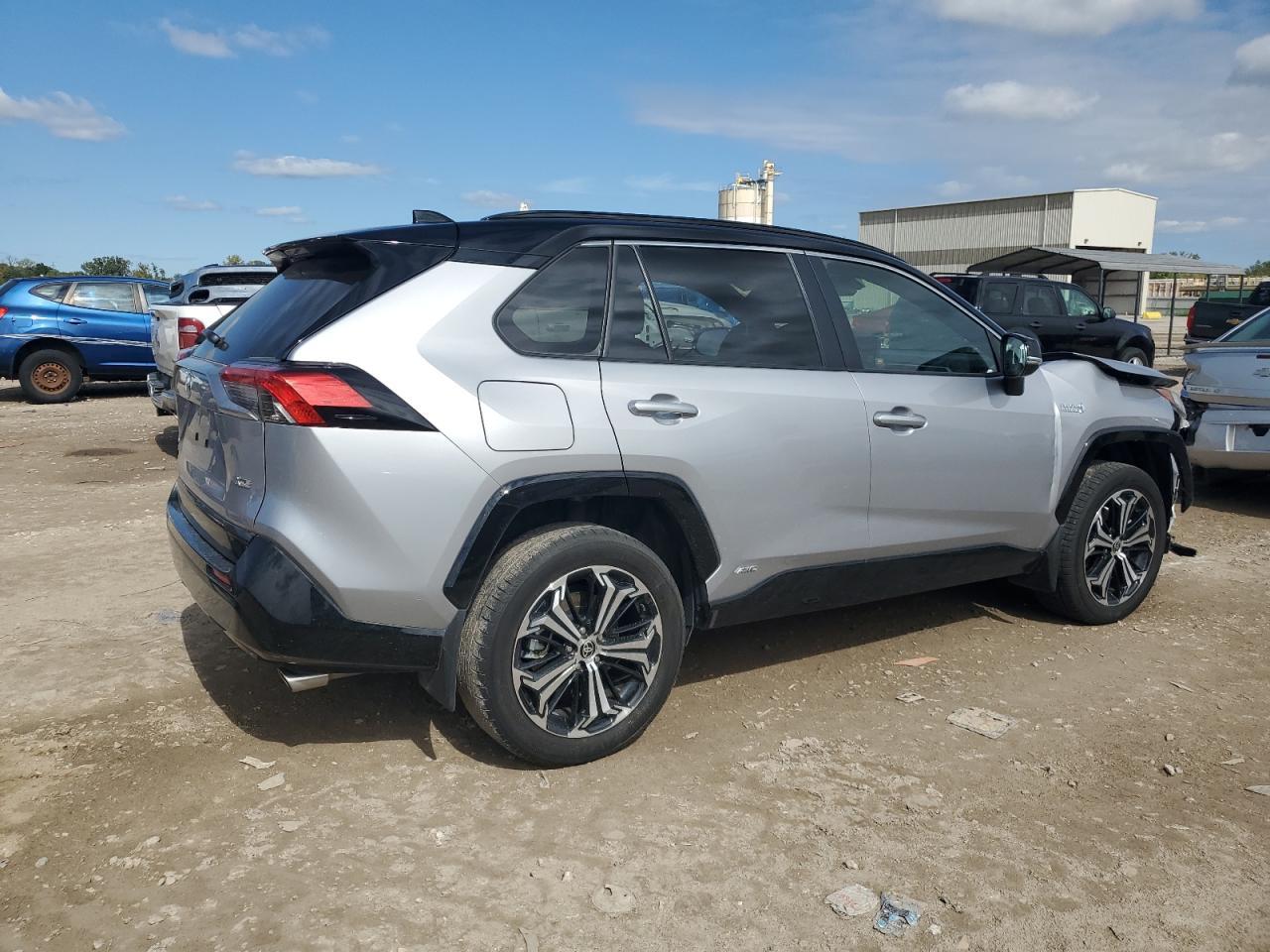 2023 Toyota Rav4 Prime Xse - Фото 3